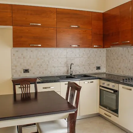 Apartment Luxury Golem *