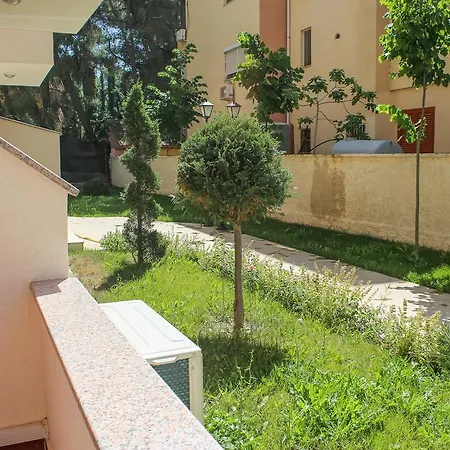 Apartment Luxury Golem *