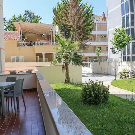 Apartment Luxury Golem *